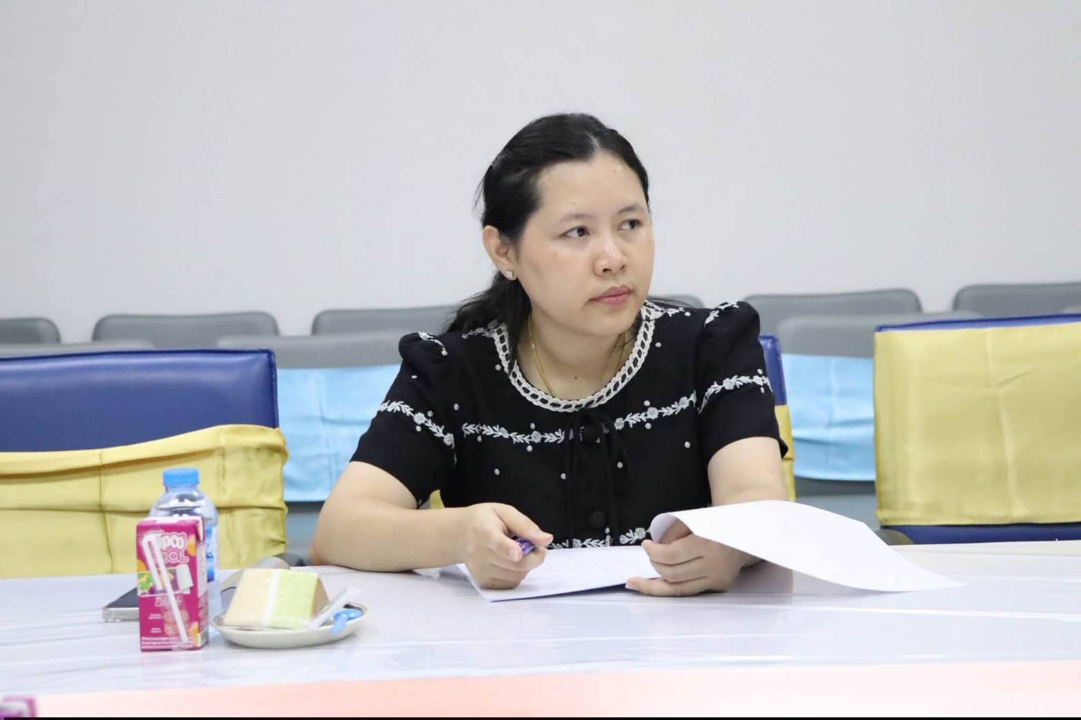 title - รองเลขาธิการสำนักงานการปฏิรูปที่ดินเพื่อเกษตรกรรม (ส.ป.ก.) เป็นประธานในการประชุมหารือแผนการดำเนินการจัดงาน “สืบสานพระราชปณิธาน สร้างงานเกษตรกรรม เลิศล้ำงานหัตถศิลป์ ท่องเที่ยวถิ่นวิถีไทย” ประจำปี พ.ศ. 2569 ครั้งที่ 1/2569 ณ ห้องประชุมรับรอง ศูนย์ส่งเสริมและพัฒนาอาชีพเสริมนอกภาคการเกษตร